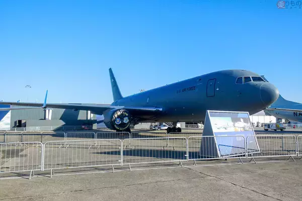 「空自の新型空中給油機KC-46A 見た目変わらぬ従来機KC-767とはどこがどう別モノなのか」の画像