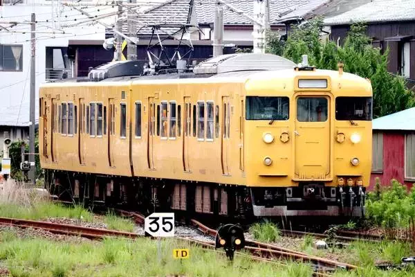 「引退近づく！ 坂と寒さに強い国鉄電車「115系」いまどこを走っている？」の画像