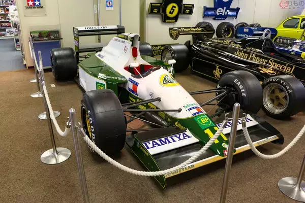 「栄光の「チーム・ロータス」とその黄昏 英の名門F1チームが日本企業ロゴをまとうまで」の画像