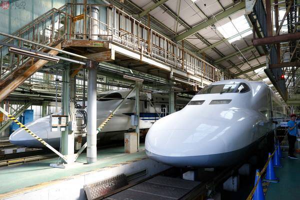 ドクターイエロー車内へ JR東海・浜松工場「新幹線なるほど発見デー」に行った