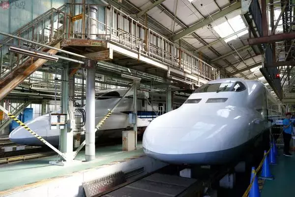 「ドクターイエロー車内へ JR東海・浜松工場「新幹線なるほど発見デー」に行った」の画像