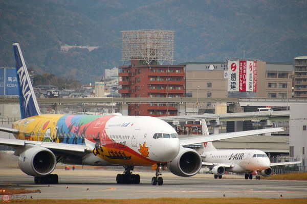 離着陸の飛行機 間近で鑑賞できる伊丹空港おすすめスポット 千里川土手 など3か所へ 19年12月28日 エキサイトニュース