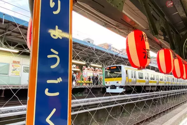 駅のこたつで「おでん＆熱燗」 両国駅「幻のホーム」で期間限定の燗酒イベント開幕