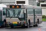 「「ちょっと変わった路線バス車両」5選 頭や扉に特徴 レトロな最新式 日本唯一のバス」の画像2
