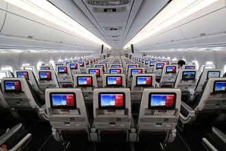 飛行機の機内 換気はどうなっているのか？ 実は2～3分で入れ替わる空気 その仕組みは