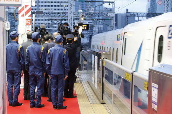 「のぞみ12本ダイヤ」スタート 最高速度統一でなぜ運転本数増えるのか 所要時間も短縮