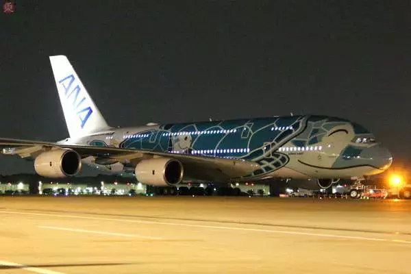「ANA 4月期国際線縮小 A380「フライングホヌ」投入のホノルル線など 新型コロナ影響で」の画像