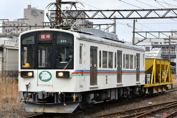 大変身した私鉄車両 近江鉄道220形 プラモデルのように元西武の電車を改造