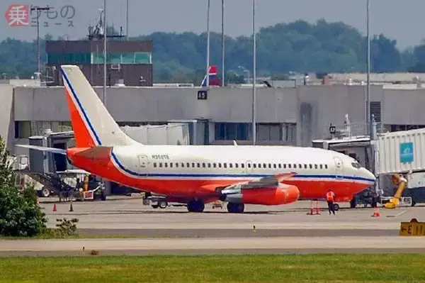 「世界一セクシーな航空会社「フーターズ エア」の伝説 機内サービスも「らしさ」全開」の画像