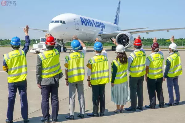 ANA貨物専用機初の欧州進出 新型コロナで臨時便 巨大キャパ「ボーイング777F」を投入