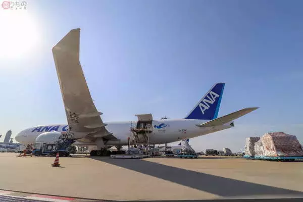 「ANA貨物専用機初の欧州進出 新型コロナで臨時便 巨大キャパ「ボーイング777F」を投入」の画像