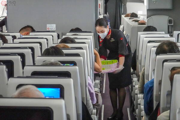新型コロナ下のJAL国内線 違いを実際に乗って確かめた 混み具合や変更点 ポイントは？