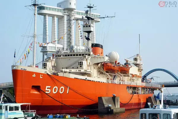 「海自艦船ヘリ搭載の歴史 最初の南極観測船や初の護衛艦など節目となった艦船3選」の画像