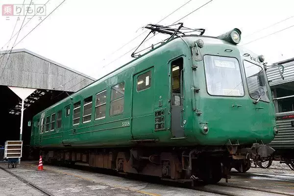 「渋谷駅ハチ公前広場の電車「大館行き」に 秋田への移設控えた「青ガエル」そもそも何？」の画像