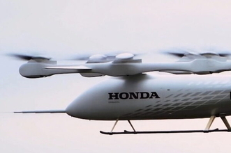 ホンダの「空飛ぶクルマ」が飛んだ！ 重さ3t超のフルスケール実証機が初飛行に成功