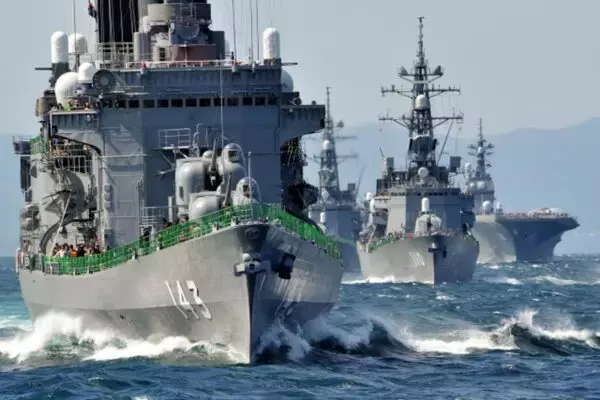 「え、海にドボンじゃないの!?」数百人が暮らす護衛艦の“トイレ排水”はどこへ行く？ 意外と厳しい海上の“下水事情”とは