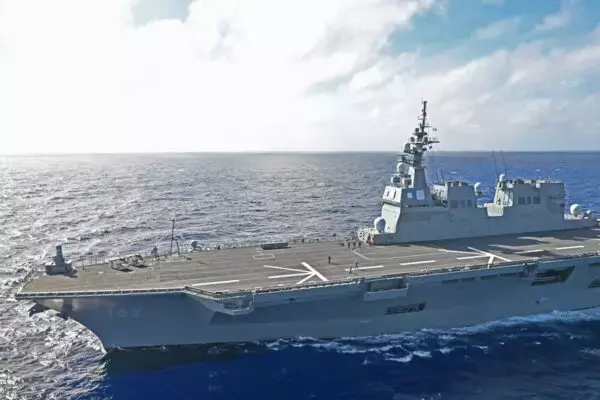 海自のベテラン曹長が安定を捨て幹部を目指した理由とは 裏には“超シビア”な「お金の事情」が