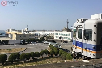 南海フェリー撤退でどうなる？ 途中駅ゼロの激短鉄路「和歌山港線」じつは南海の持ち物じゃない!?