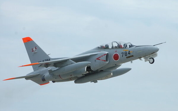 いきなり“実戦機”なみの高性能機で訓練!? 練習機はどう選ぶのか 空自の次期「T-6」に見る育成のリアル