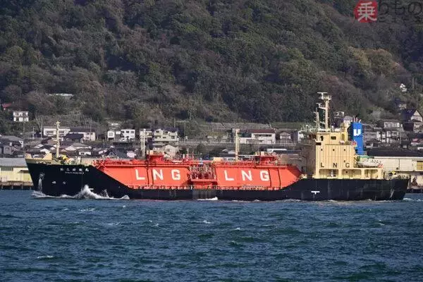 「日本郵船が「世界最大級の船」を手に入れる！ 企業買収で仲間入り、その狙いとは？ 「日本一高いビル」よりデカい!?」の画像