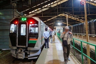 山形の秘境に実在「軍事要塞も驚愕の“超閉塞構造駅”」なぜ？ 異様な形になるまでの“特殊な経緯”とは