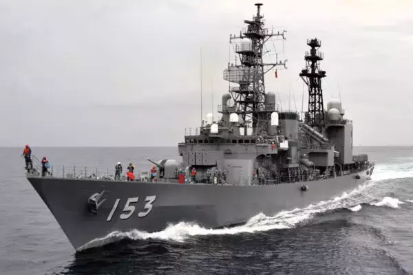 なぜ最新型ではなく「艦齢40年の旧式艦」を欲しがるのか？ 海自“あさぎり型”にインドネシアが熱視線を送る切実な理由