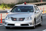「まさか…!? 「クラウン＝覆面パトカー」もう古い？ 驚きの”意外すぎる”車種も 皆どこで見分けてる？」の画像1