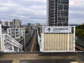 名古屋外縁を“ディーゼルカー1両・1時間に1本”!? 大都市のローカル鉄道「城北線」なぜ近代化しない？ 2032年に大変容か