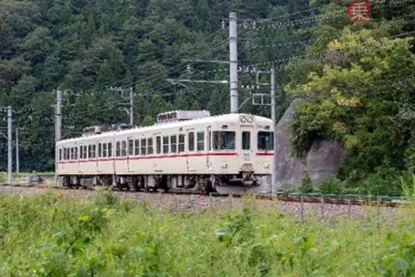 「えっ、電車でととのう!?」 日本初の「駅ナカサウナ」爆誕へ！その異次元な中身とは 富士急が開業
