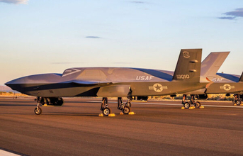 戦闘機を意味する「F」を冠した史上初の無人機　いよいよF-35・F-15Eと協働運用へ！ 未来の空戦の形か!?