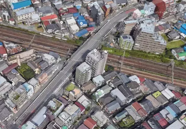 8年越しついに開通「山手線をまたぐ橋」めっちゃ良くなった!? “盛土まるごと撤去”で激変！ ただ再び“抜け道化”の可能性も