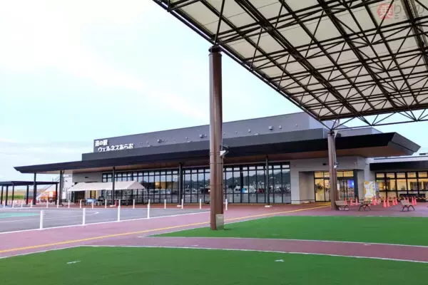競馬場跡地に「九州最大級、メガ道の駅」誕生！ 有明海沿岸道路のすぐ近く「メガトライアル」併設で超便利 秋には人気ラーメン店も開店