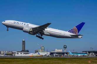 世界の航空会社の”親分”が“ブチギレ”警告！ 近年見られる乗客の”危険行為”とは 公式「命を危険にさらす」