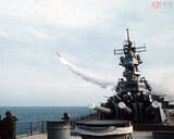 「トランプ大統領「自分の名の戦艦だ！」なぜ今さら？ レーザー＆レールガン搭載の「21世紀の軍艦」じつは“戦艦”と呼ぶに相応しいかも」の画像2