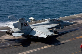 衝撃！ 米空軍戦闘機が撃墜 ハイテク戦でも「ゼロ」にできない誤射の事故 ドローン時代でさらに混迷？