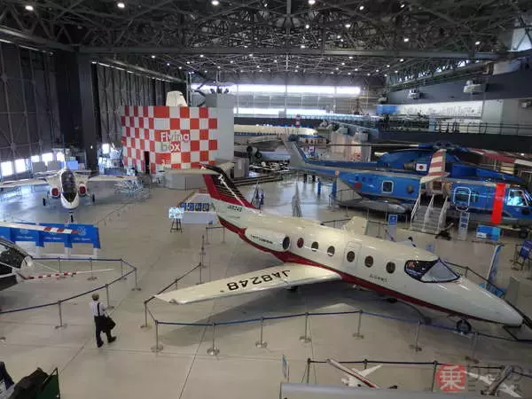 「なぜ“失敗作”を…？」幻の国産旅客機MSJ、あえて展示する“真の狙い”とは!? 「日本の翼」開発史を繋ぐ“一手”に？