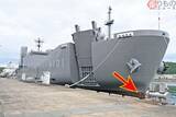 「自衛艦にも！ 巨大船の横にある「謎の数字とマーク」なんのため？ じつは「命を守る限界線」だった」の画像1