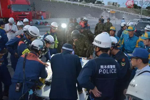 熊本震度7で自衛隊出動！ 「災害派遣」が行われる“3つの条件”とは？ かつては新型コロナに対応も