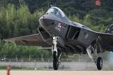 「なぜ？ 韓国最新鋭戦闘機「KF-21」が「配備前」に“次”を見せる異例の事態…「ステルス仕様＆電子戦仕様」構想公開の理由」の画像1