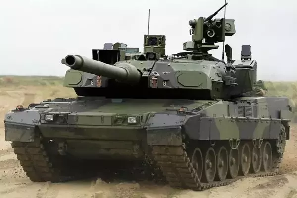 「新型戦車求む！」 欧州の戦車大国がタッグ組んだ“新型戦車の共同開発”…なのに足並みそろわないワケ 「ウチの本音は…」