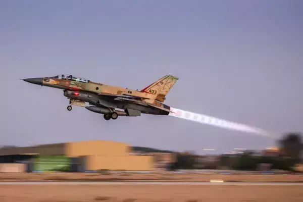 「「選択肢なき空爆」は40年以上前も同じだった？ イスラエル空軍が行ったバビロン作戦とは」の画像