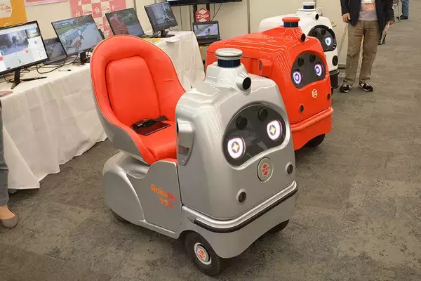 「もはや操作レスも!? 電動車いすの進化が止まらない ポスト自家用車として注目も「踏切は避けて」」の画像