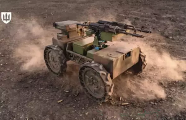 もう戦場に人がいない…？ ウクライナの「新型地上ドローン」が砲撃 ロシア軍のドローンを撃破する映像を公開