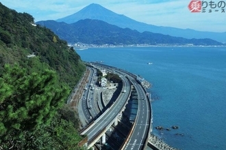 「なんでその2台なんだよ！」 静岡県警公式、カオスすぎる“あおり運転”注意喚起イラストを投稿…センスが尖りすぎ