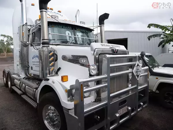 全長50m 超なが～いトラック「ロード・トレイン」運転してみた 果たして曲がれるのコレ…？