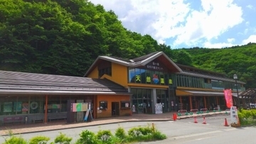 温泉・サウナに宿まで！ 進化する「道の駅」トレンドは“滞在型” 立ちはだかる「運営の壁」