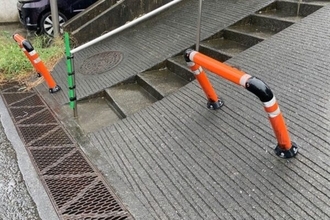 「東京で最も急」な“名もなき坂”はほぼ崖！勾配37％が生んだ不思議な光景とは