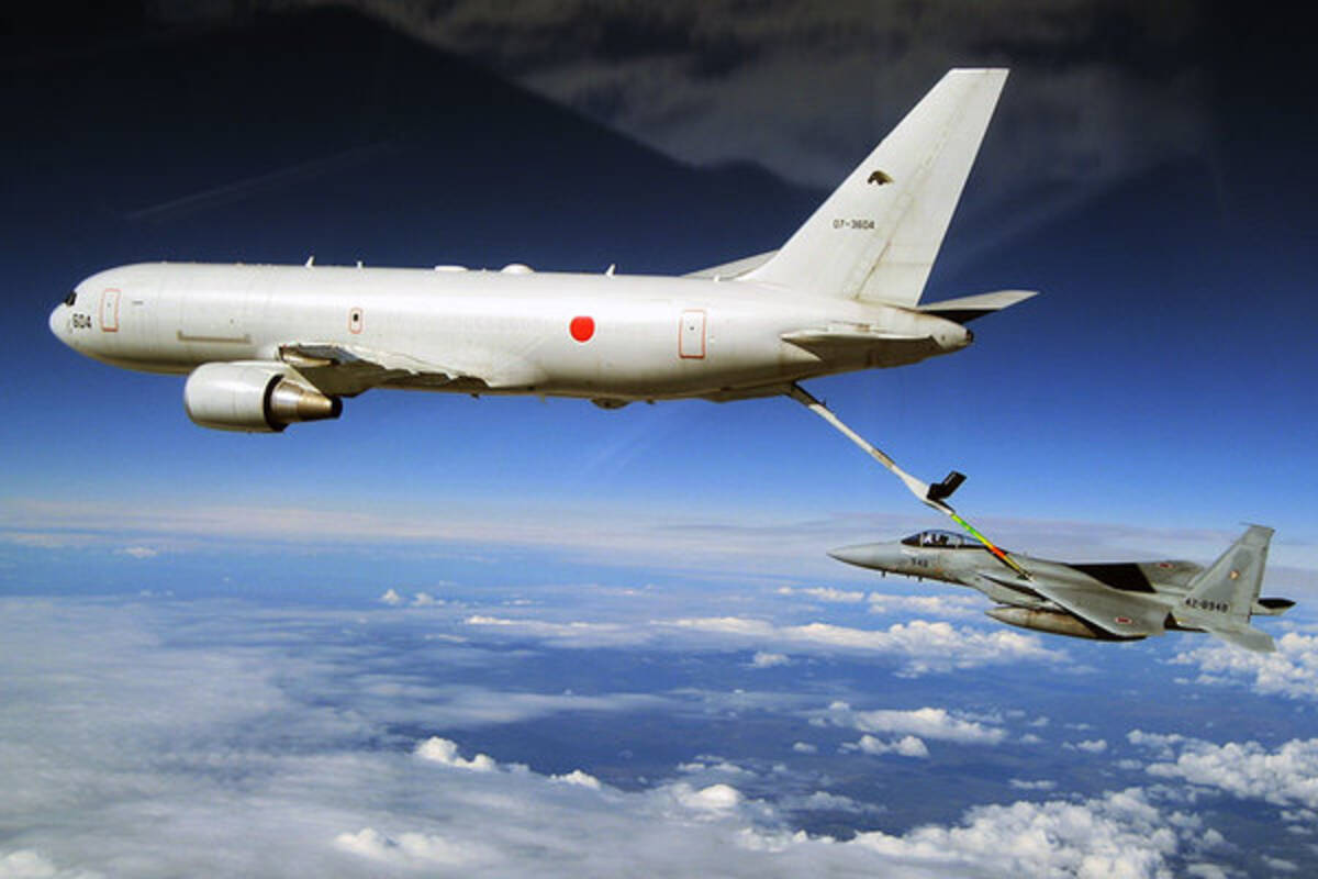 世界に8機だけの激レア機「KC-767」日伊が小松で初邂逅！ アメリカは 