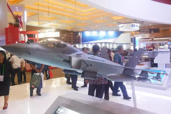 アメリカ戦闘機の最新型「導入やめた」 インドネシアが破格の条件でも“ドタキャン”した2つの理由 「日本案」不採用にもつながる背景