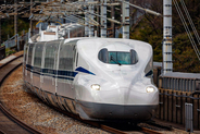 東海道新幹線 各列車の「車両タイプ」「号車ごとの設備」が確認可能に 運行状況ページを拡充